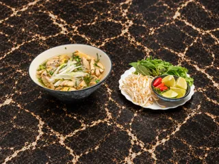 CHICKEN PHO