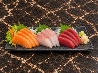 KI-generiertes Beispielbild: Sashimi Set (12 Scheiben)